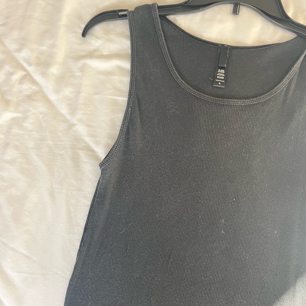 Skims Tank - Picture 3 of 4